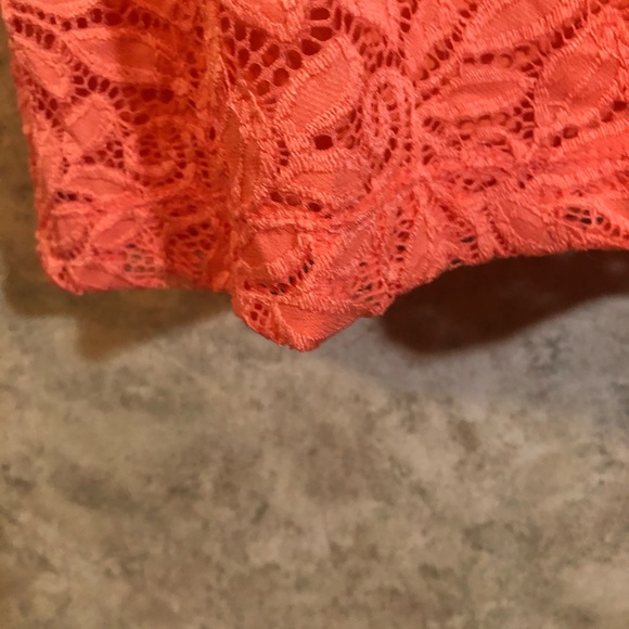 Sandra Darren Pull-Over Floral Lace Dress - Picture 8 of 13